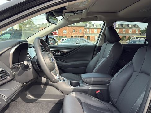 Used 2025 Subaru Outback Limited image 15