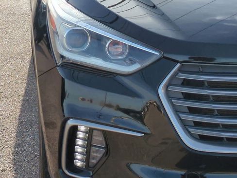 Used 2017 Hyundai Santa Fe Limited image 10