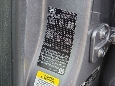 Used 2023 Land Rover Discovery Sport S image 41