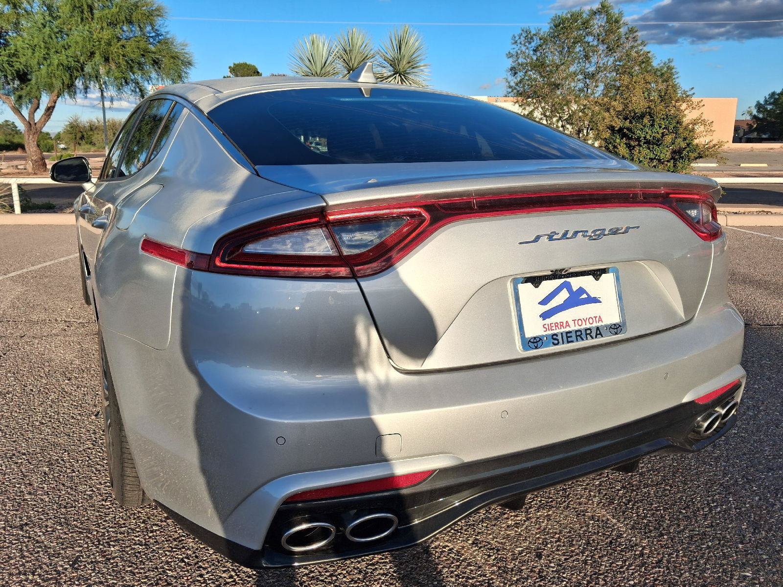 Used 2018 Kia Stinger Premium RWD image 11