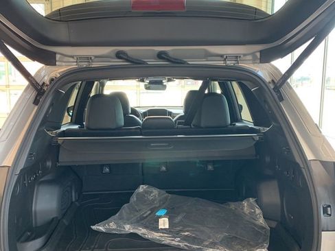 Used 2025 Subaru Forester Limited w/ Protection Package (1PH) image 11