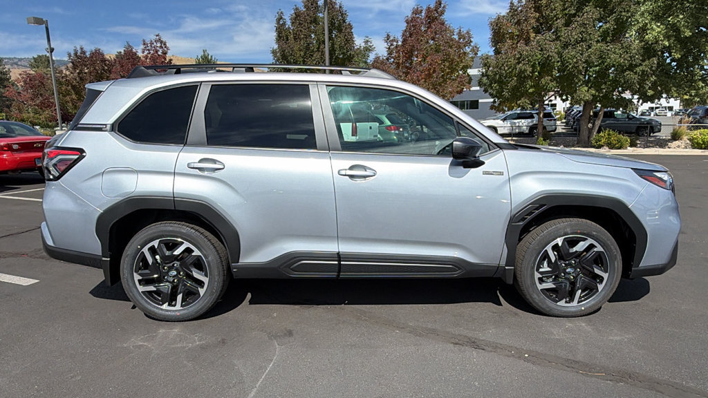 New 2026 Subaru Forester Premium AWD/4WD image 2