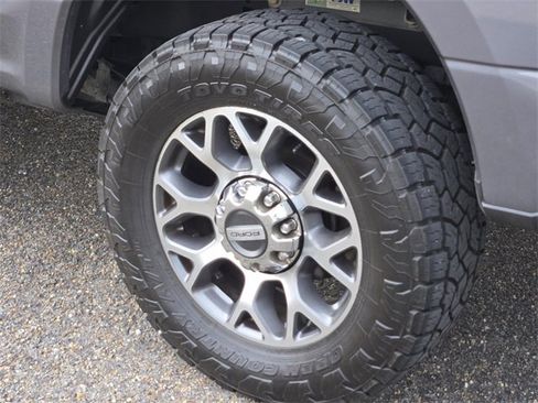 Used 2021 Ford F250 Lariat w/ Lariat Value Package image 13