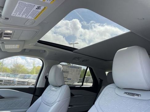 New 2026 Ford Explorer Platinum AWD/4WD image 12