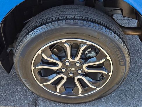 Used 2022 Ford Maverick Lariat w/ Lariat Luxury Package image 11