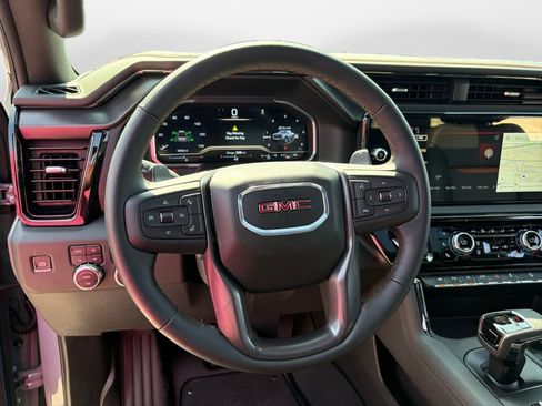 Used 2025 GMC Sierra 1500 AT4 w/ AT4 Premium Package AWD/4WD image 10