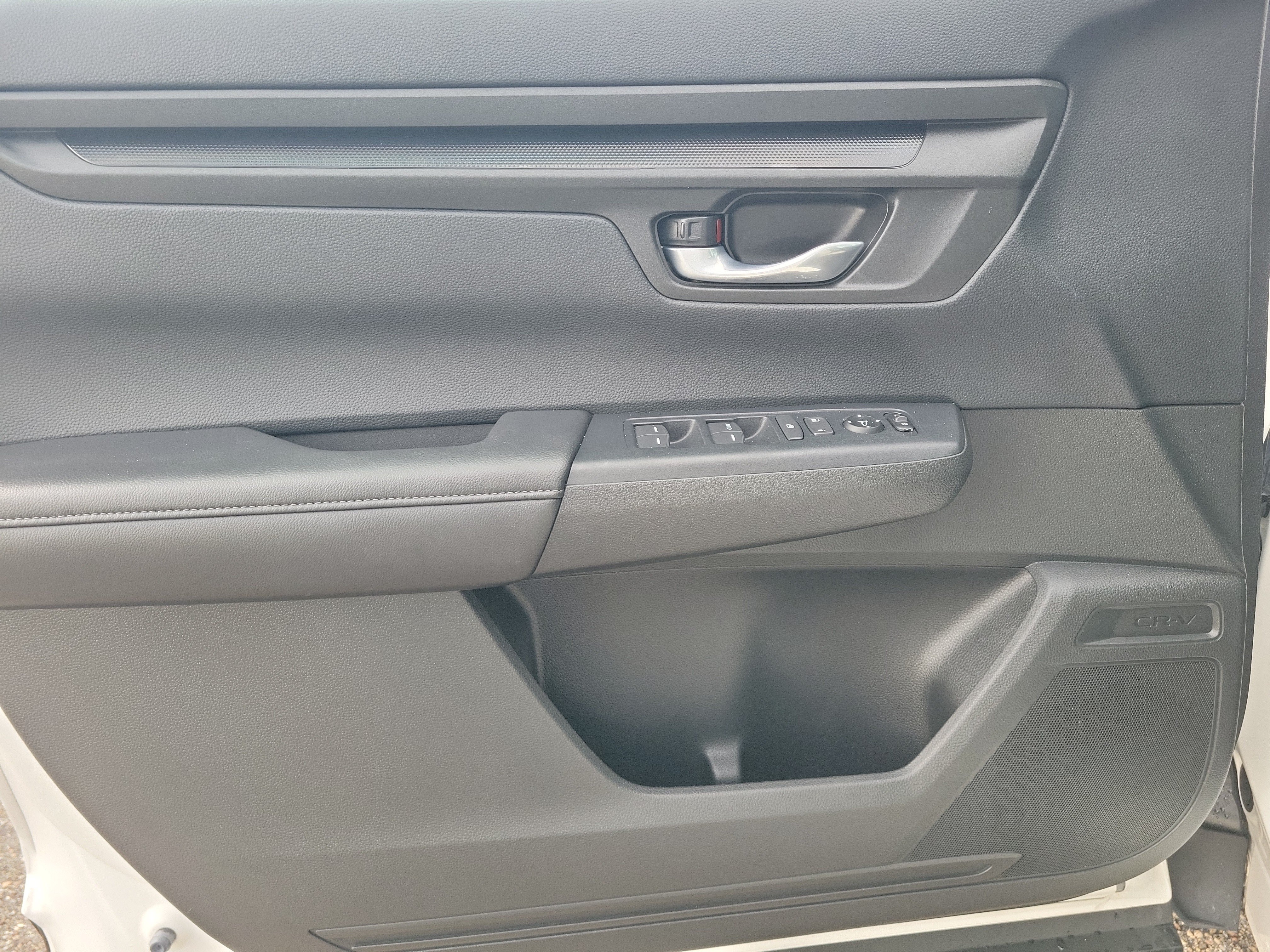Used 2024 Honda CR-V LX image 22
