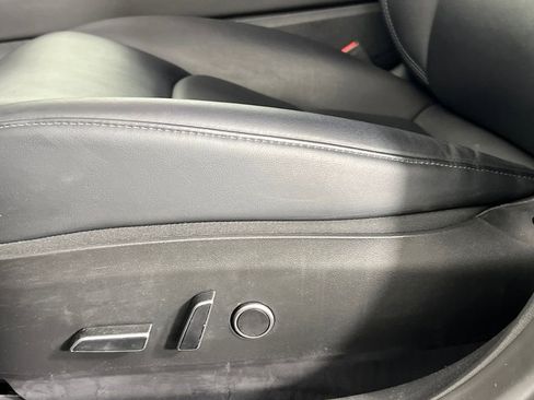 Used 2023 Tesla Model 3 Standard Range image 21