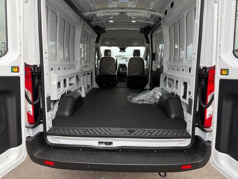 New 2026 Ford Transit 150 148 Medium Roof RWD image 26