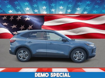 New 2025 Ford Escape ST-Line w/ Equipment Group 301A
