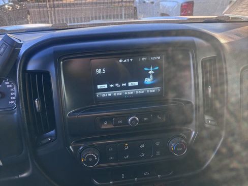 Used 2018 Chevrolet Silverado 1500 Custom w/ Custom Value Package image 16