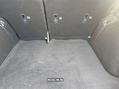 Certified 2023 Nissan Kicks SV image 18