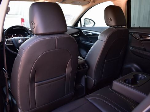 Used 2023 Buick Envision Essence image 22