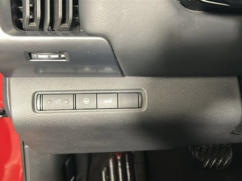 Used 2023 Nissan Pathfinder SL w/ Black Appearance Package AWD/4WD image 23