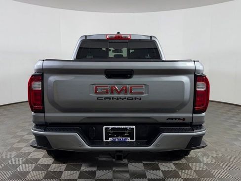 Used 2025 GMC Canyon AT4 AWD/4WD image 7