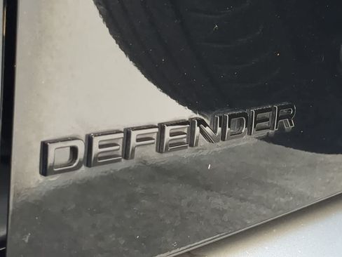 Certified 2025 Land Rover Defender 110 S AWD/4WD image 13