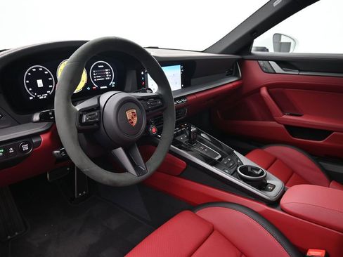 Certified 2026 Porsche 911 Carrera S RWD image 4