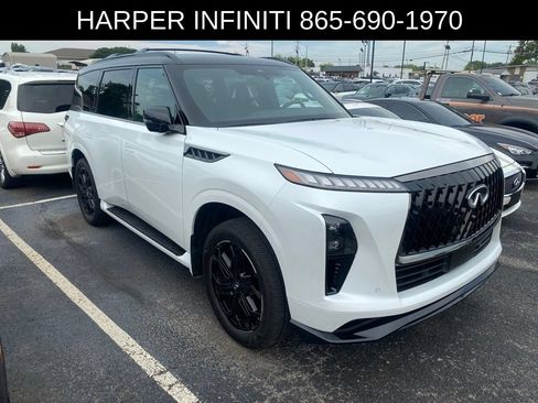 Certified 2026 INFINITI QX80 4WD w/ Sport Exterior Package image 4