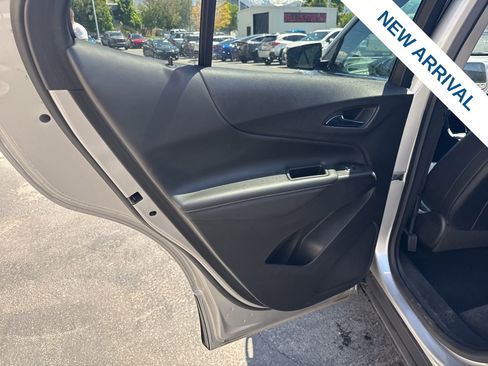 Used 2021 Chevrolet Equinox Premier AWD/4WD image 15