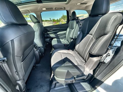 Used 2025 Subaru Ascent Bronze Edition w/ Onyx Package AWD/4WD image 27