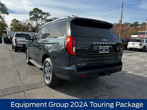 New 2026 Ford Expedition Active image 4