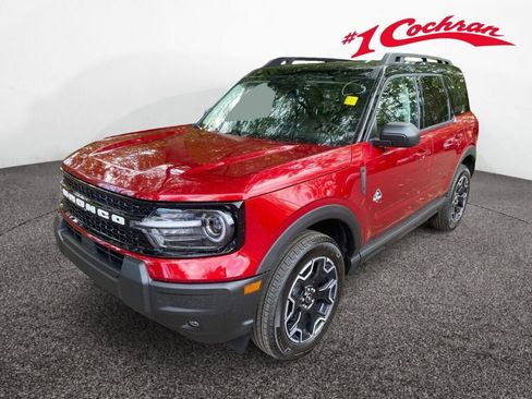 New 2025 Ford Bronco Sport Outer Banks image 3