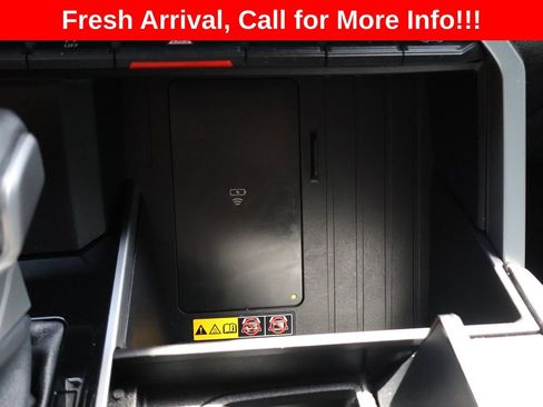 Used 2025 Toyota Tundra Platinum AWD/4WD image 20