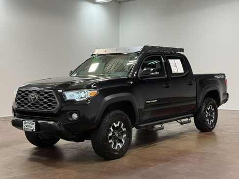 Used 2021 Toyota Tacoma TRD Off-Road w/ Technology Package image 7