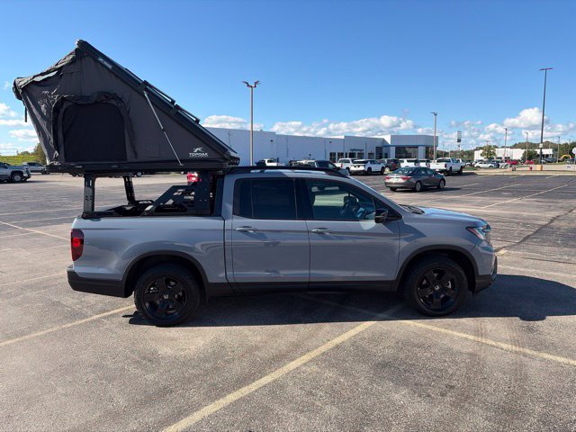 Used 2025 Honda Ridgeline Black Edition image 14