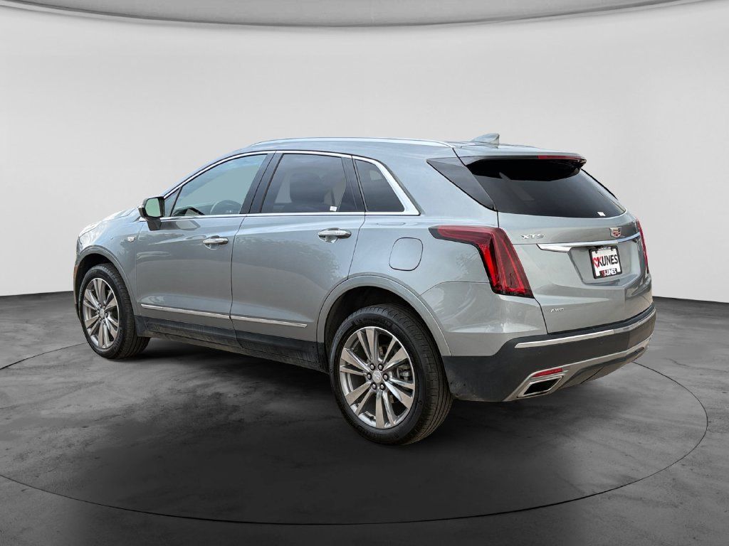 Used 2025 Cadillac XT5 Premium Luxury AWD/4WD image 7