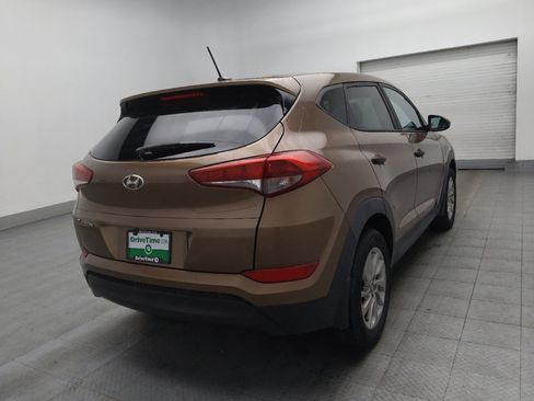 Used 2017 Hyundai Tucson SE image 9