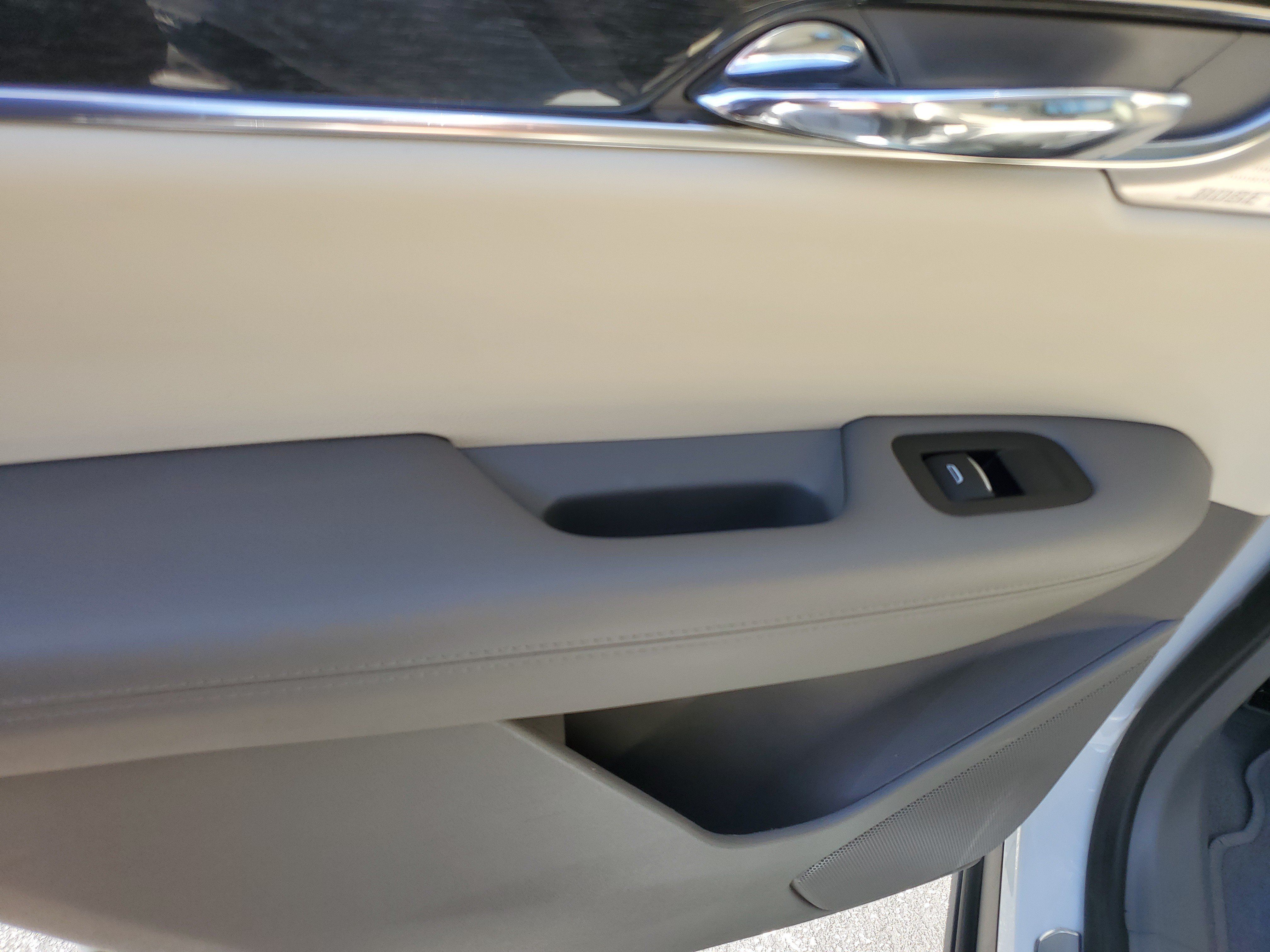 Used 2021 Cadillac XT6 Premium Luxury FWD image 15