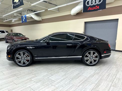 Used 2016 Bentley Continental GT image 10