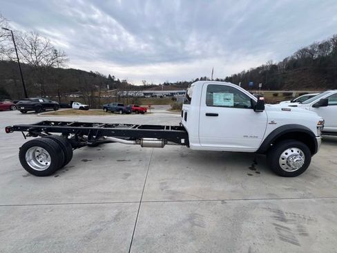 New 2026 RAM 5500 Tradesman image 2