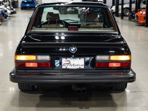 Used 1988 BMW M5 RWD image 19