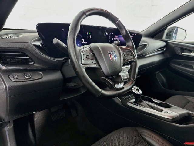 Used 2025 Buick Envista Preferred w/ Convenience I Package FWD image 20
