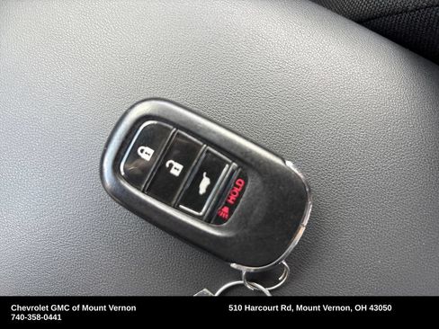 Used 2023 Honda HR-V LX image 29