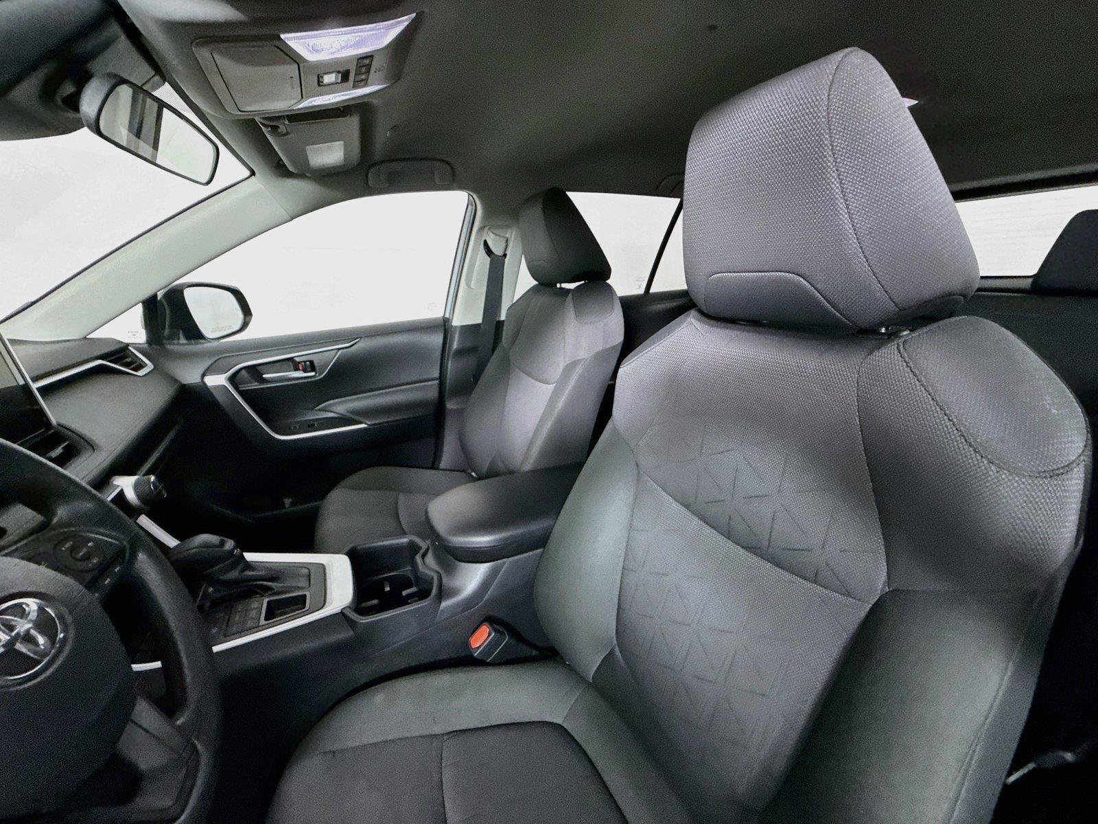Certified 2025 Toyota RAV4 XLE AWD/4WD image 3