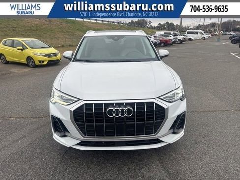 Used 2022 Audi Q3 2.0T Premium Plus image 2