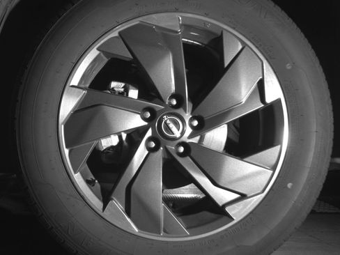 Used 2025 Nissan Rogue SV image 12