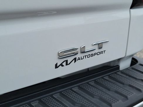 Used 2026 GMC Sierra 1500 SLT RWD image 30