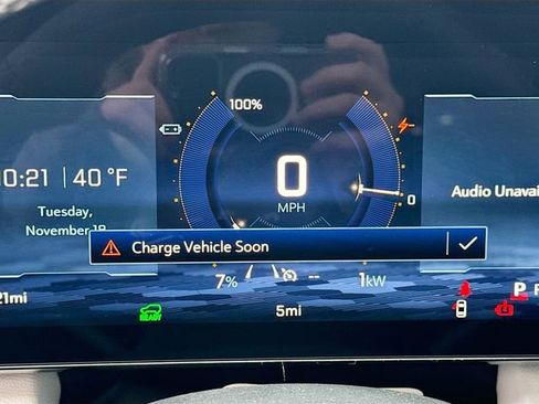 New 2026 Chevrolet Equinox EV LT image 13