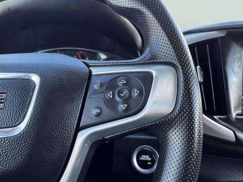 Used 2023 GMC Terrain SLE w/ Driver Convenience Package FWD image 30