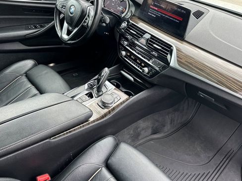 Used 2018 BMW 540i xDrive AWD/4WD image 16