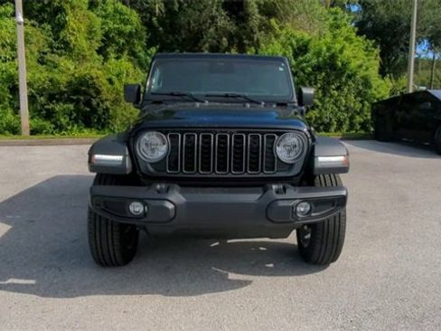 Used 2025 Jeep Wrangler Sport S w/ Convenience Group image 5