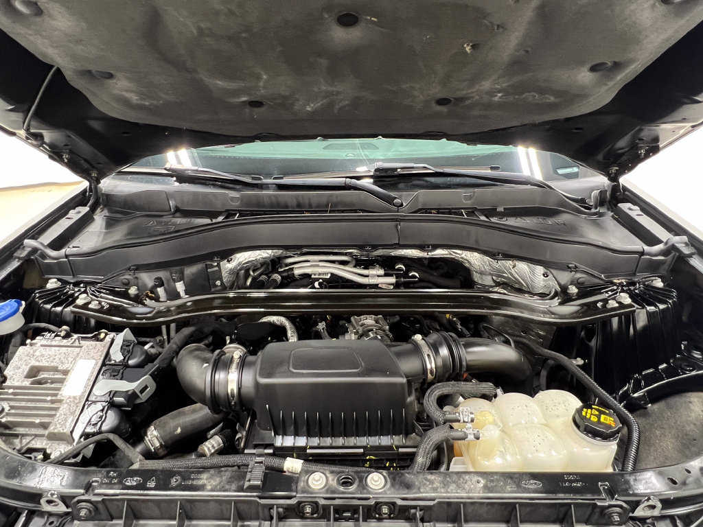 Used 2020 Ford Explorer ST AWD/4WD image 30