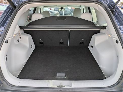 Used 2021 Jeep Cherokee Latitude Lux w/ Comfort/Convenience Group image 12