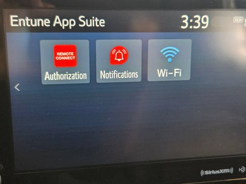 Used 2020 Toyota Highlander XLE AWD/4WD image 55