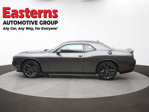 Used 2022 Dodge Challenger SXT w/ Driver Convenience Group RWD image 58
