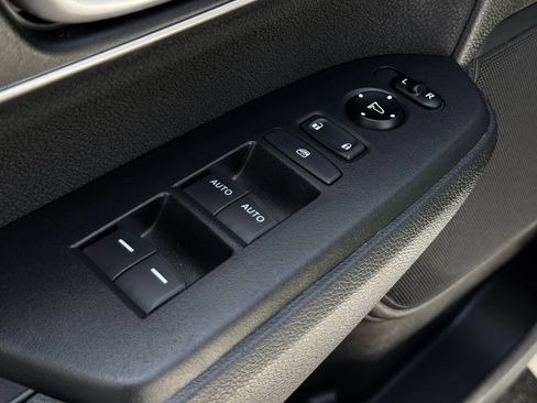 Used 2020 Honda CR-V EX image 11